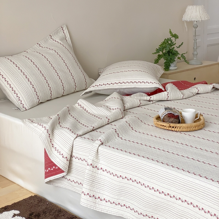 91家纺网 家纺一手货源 找家纺 麻依 2026新款安心棉床盖三件全棉四层纱布床单 清梦