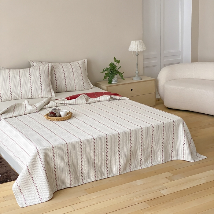 91家纺网 家纺一手货源 找家纺 麻依 2026新款安心棉床盖三件全棉四层纱布床单 清梦