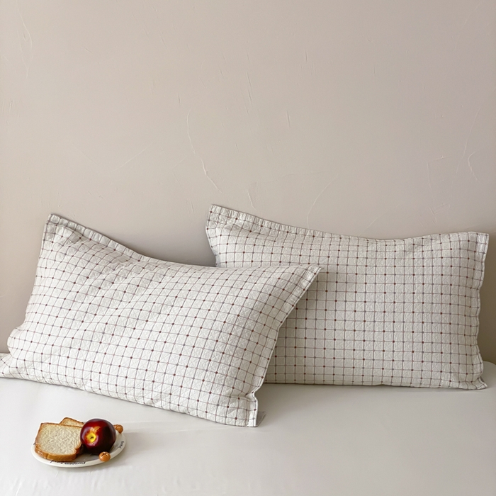 91家纺网 家纺一手货源 找家纺 麻依 2026新款安心棉床盖三件全棉四层纱布床单 小米格-白色