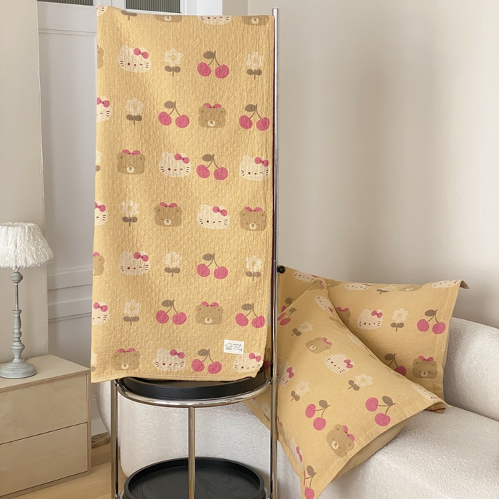 91家纺网 家纺一手货源 找家纺 麻依 2026新款安心棉床盖三件全棉四层纱布床单 樱桃KT-橘色