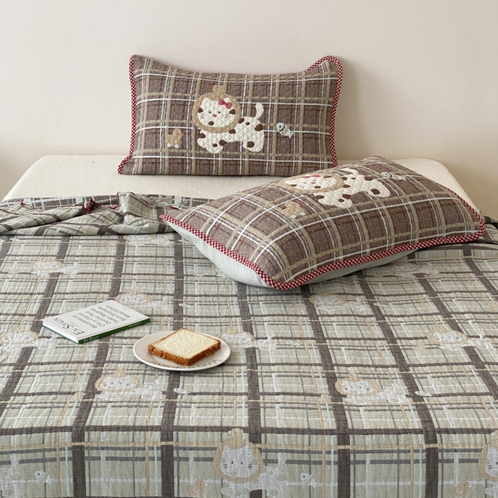 91家纺网 家纺一手货源 找家纺 麻依 2026新款软萌夏被全棉四层纱布 斑点小咪