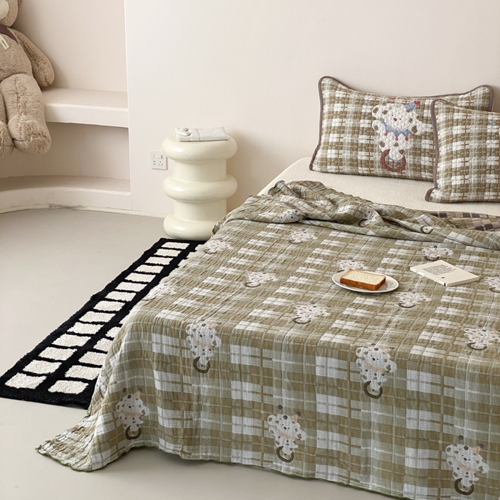 91家纺网 家纺一手货源 找家纺 麻依 2026新款软萌夏被全棉四层纱布 杂技萌宠