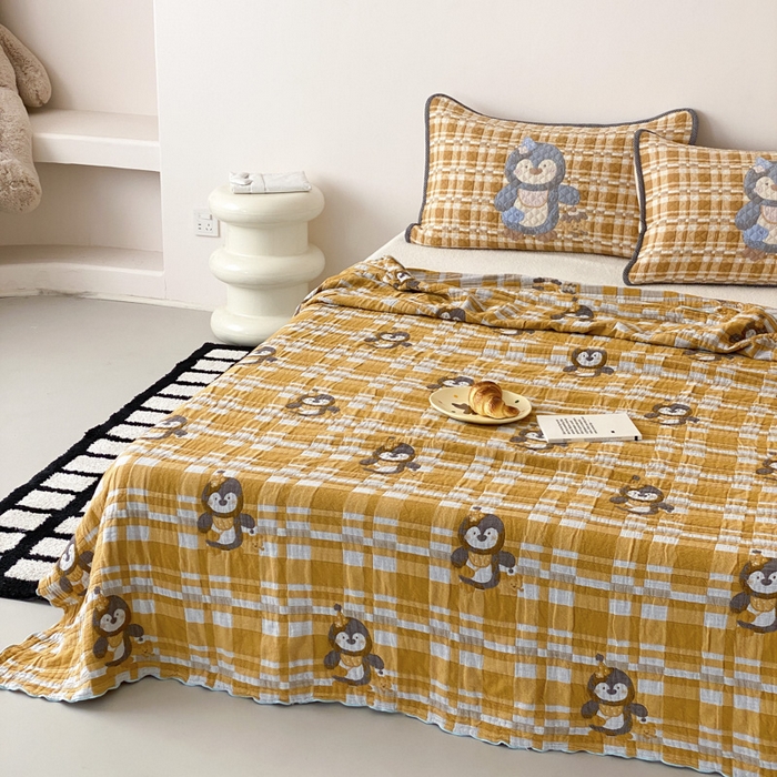 91家纺网 家纺一手货源 找家纺 麻依 2026新款软萌夏被全棉四层纱布 胖胖企鹅