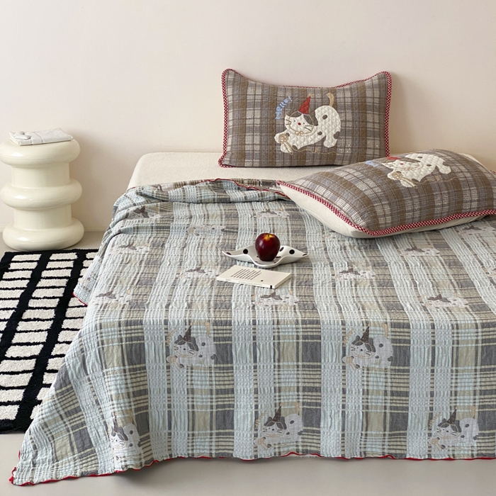 91家纺网 家纺一手货源 找家纺 麻依 2026新款软萌夏被全棉四层纱布 玩耍小咪