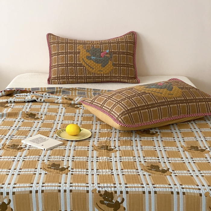 91家纺网 家纺一手货源 找家纺 麻依 2026新款软萌夏被全棉四层纱布 香蕉小猫