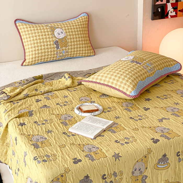 91家纺网 家纺一手货源 找家纺 麻依 2026新款软萌夏被全棉四层纱布 小黄人