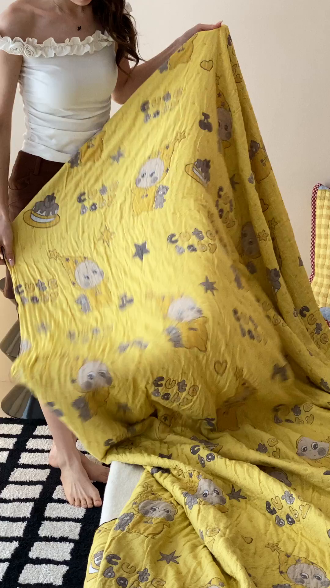 91家纺网 家纺一手货源 找家纺 麻依 2026新款软萌夏被全棉四层纱布 小黄人