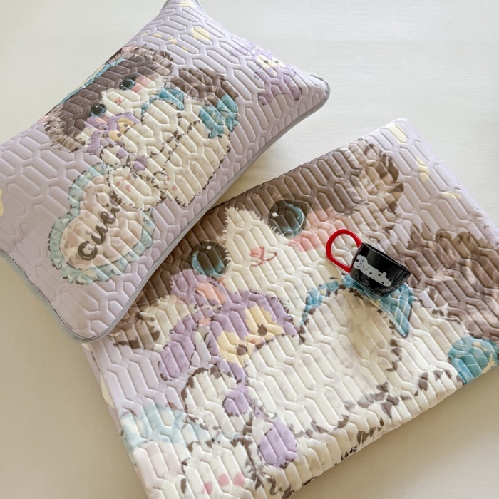 91家纺网 家纺一手货源 找家纺 顾里家纺 2026新款洛丽塔风乳胶席凉席席子三件套 萝莉猫咪