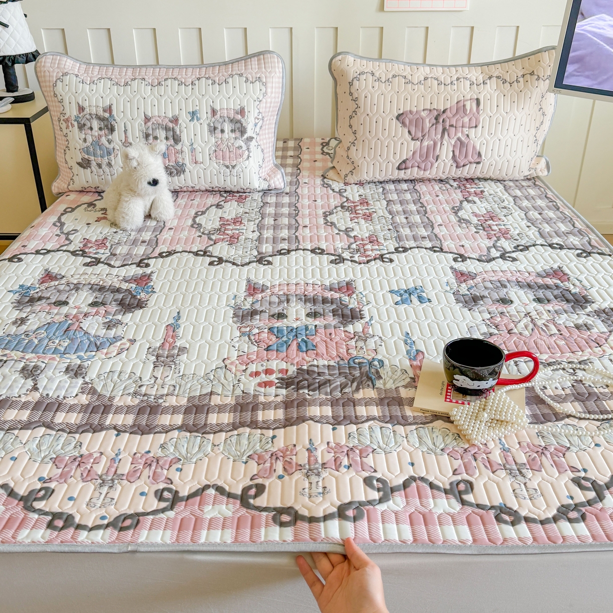 91家纺网 家纺一手货源 找家纺 顾里家纺 2026新款洛丽塔风乳胶席凉席席子三件套 哥特小猫