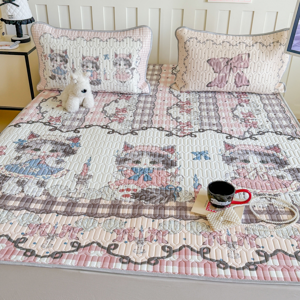 91家纺网 家纺一手货源 找家纺 顾里家纺 2026新款洛丽塔风乳胶席凉席席子三件套 哥特小猫