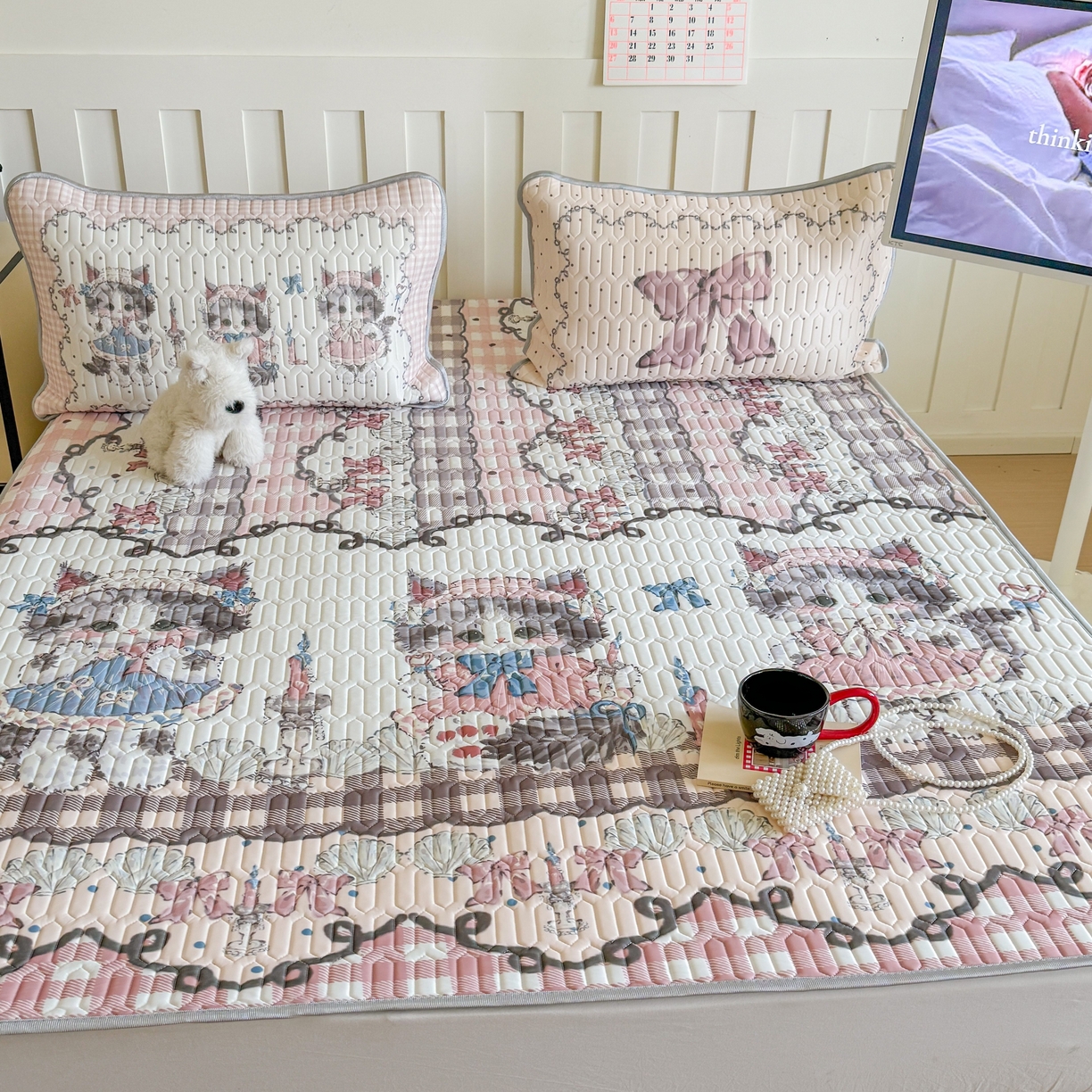 91家纺网 家纺一手货源 找家纺 顾里家纺 2026新款洛丽塔风乳胶席凉席席子三件套 哥特小猫