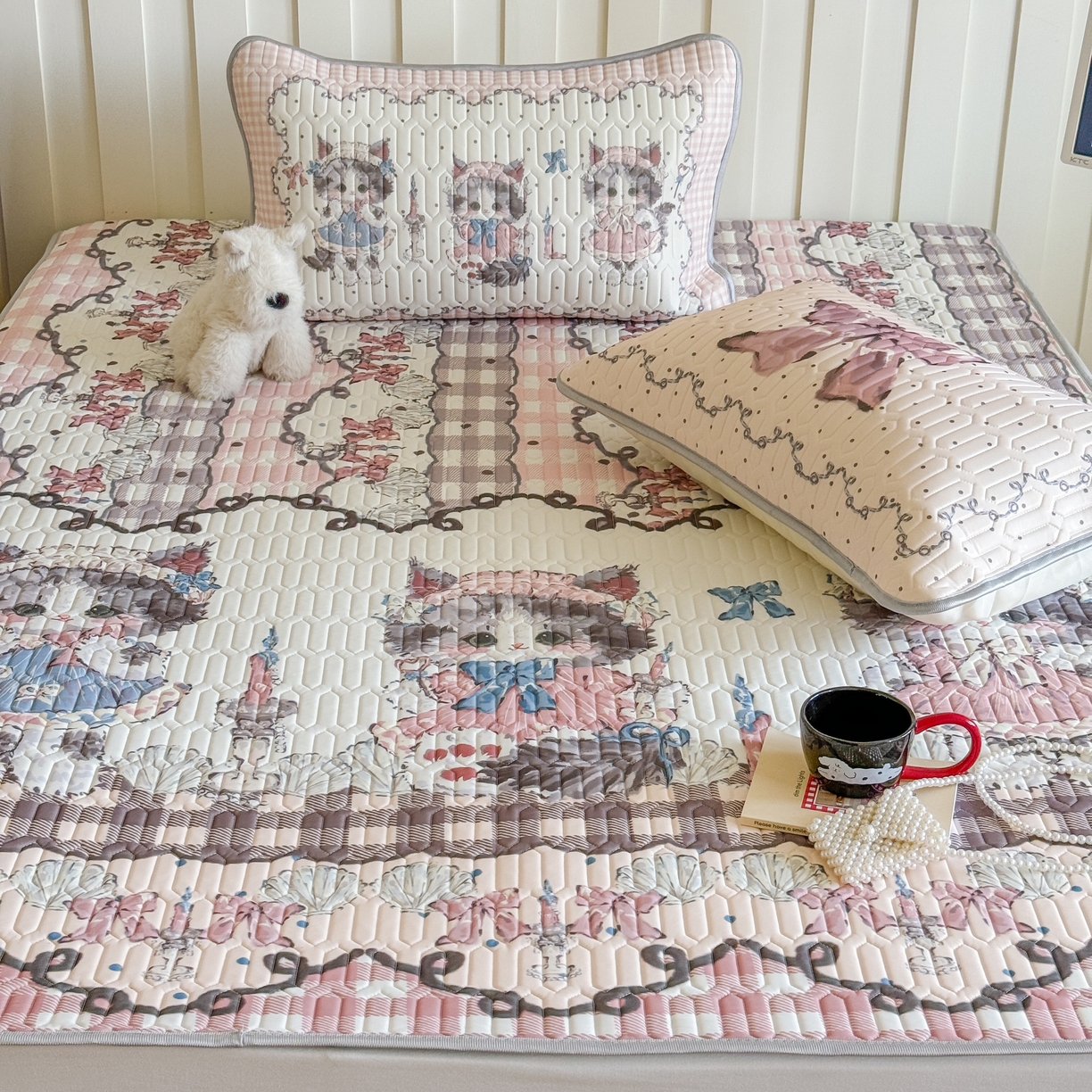 91家纺网 家纺一手货源 找家纺 顾里家纺 2026新款洛丽塔风乳胶席凉席席子三件套 哥特小猫