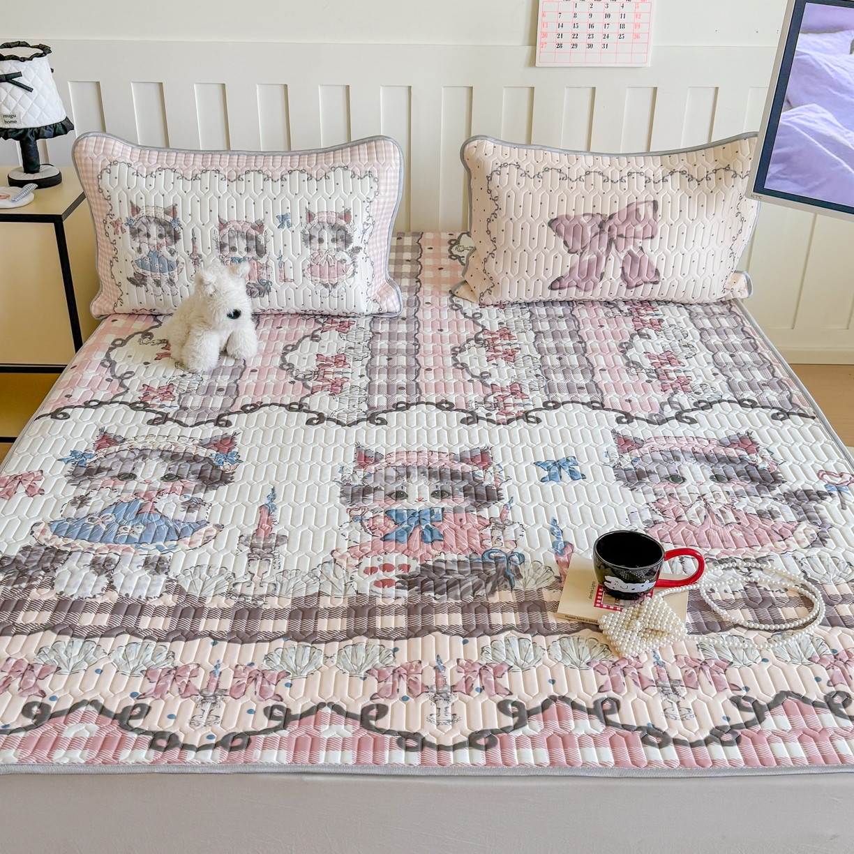 91家纺网 家纺一手货源 找家纺 顾里家纺 2026新款洛丽塔风乳胶席凉席席子三件套 哥特小猫