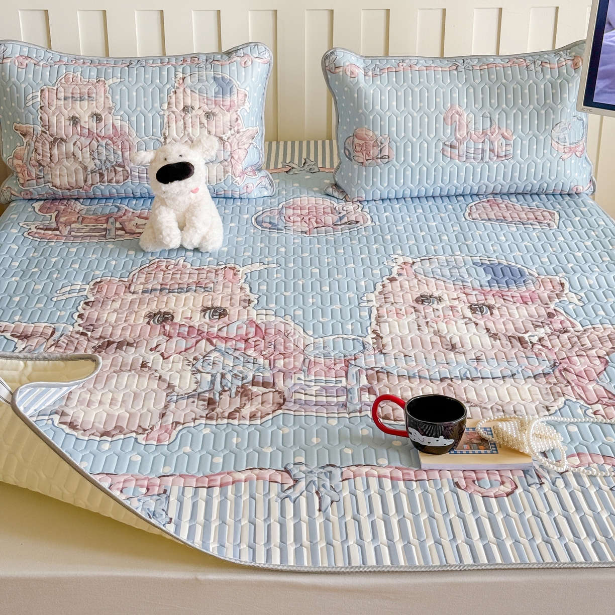 91家纺网 家纺一手货源 找家纺 顾里家纺 2026新款洛丽塔风乳胶席凉席席子三件套 布偶猫