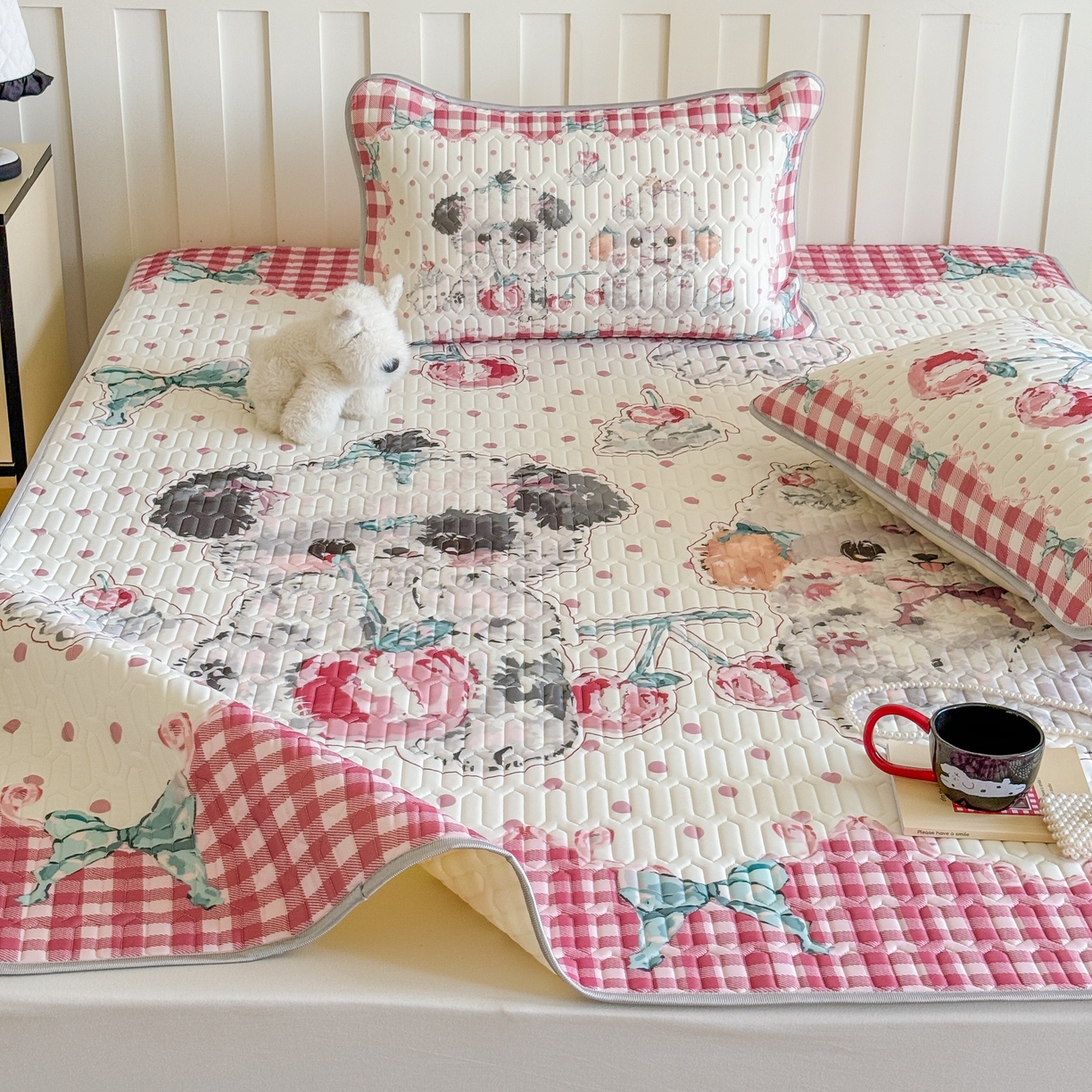 91家纺网 家纺一手货源 找家纺 顾里家纺 2026新款洛丽塔风乳胶席凉席席子三件套 樱桃小狗