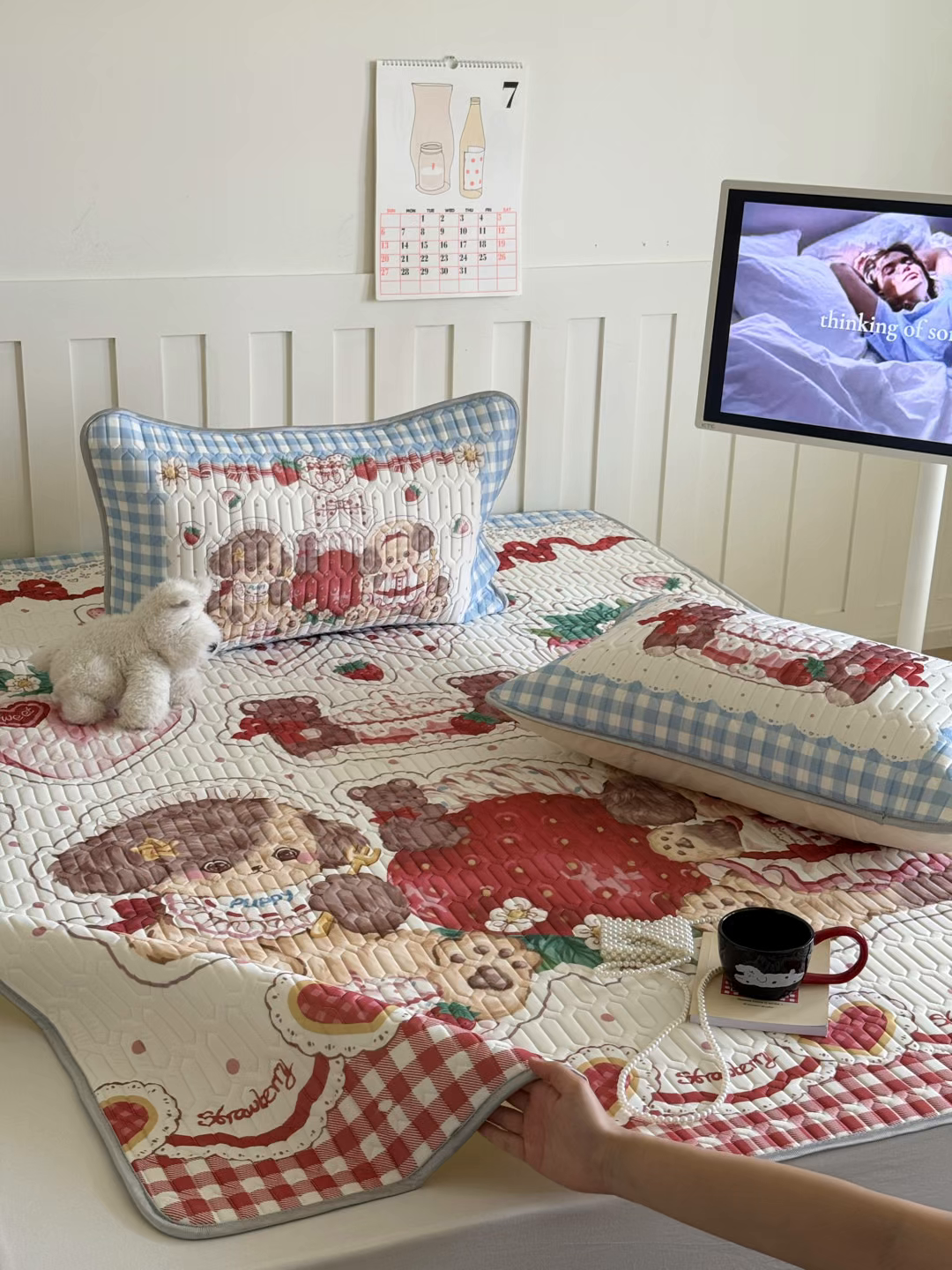 91家纺网 家纺一手货源 找家纺 顾里家纺 2026新款洛丽塔风乳胶席凉席席子三件套 甜品小狗