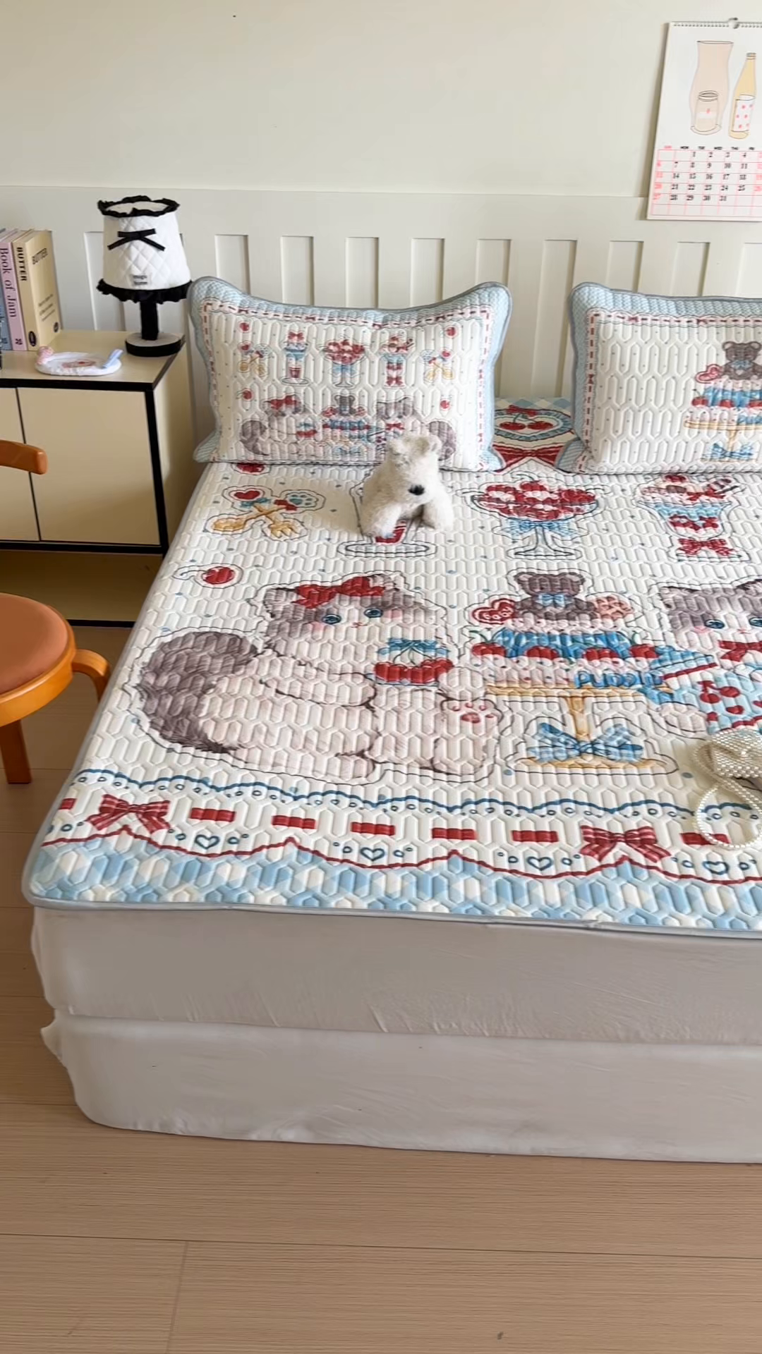 91家纺网 家纺一手货源 找家纺 顾里家纺 2026新款洛丽塔风乳胶席凉席席子三件套 小猫茶话会