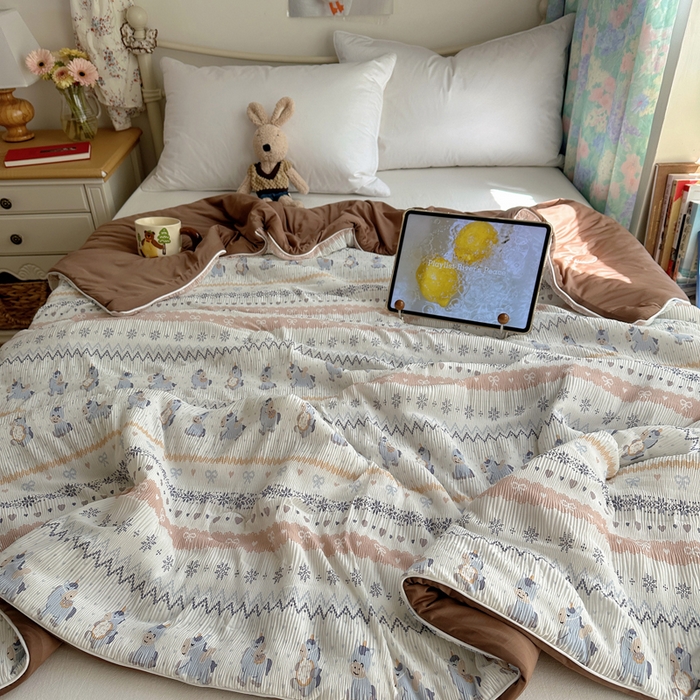 91家纺网 家纺一手货源 找家纺 顾里家纺 2026新款韩系费尔岛风泡泡凉感夏被夏凉被空调被 天使木马