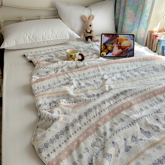 91家纺网 家纺一手货源 找家纺 顾里家纺 2026新款韩系费尔岛风泡泡凉感夏被夏凉被空调被 天使木马