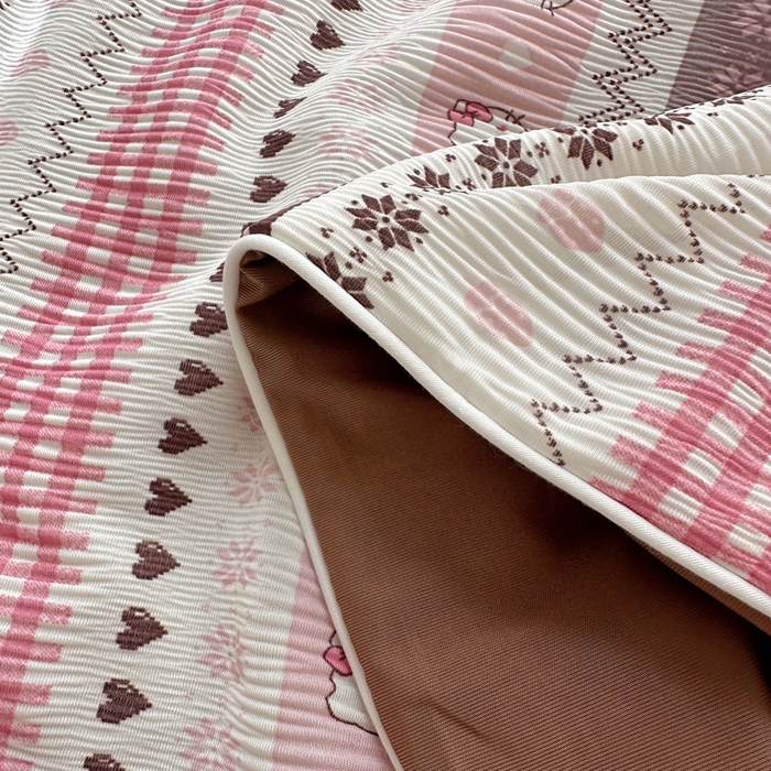 91家纺网 家纺一手货源 找家纺 顾里家纺 2026新款韩系费尔岛风泡泡凉感夏被夏凉被空调被 粉爱心猫猫