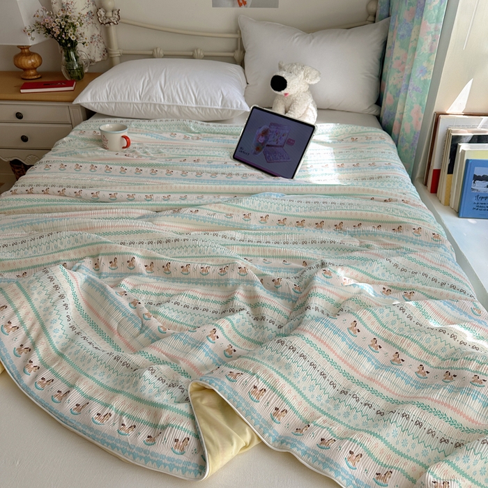 91家纺网 家纺一手货源 找家纺 顾里家纺 2026新款韩系费尔岛风泡泡凉感夏被夏凉被空调被 少女小马