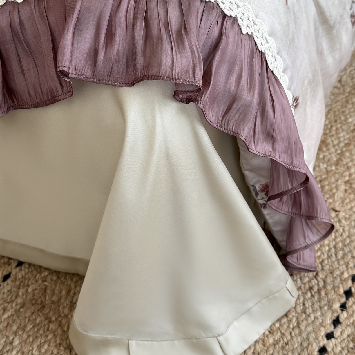 91家纺网 家纺一手货源 找家纺 佳汐蓝家纺 2026新款60支兰精天丝四件套 奶霜可可