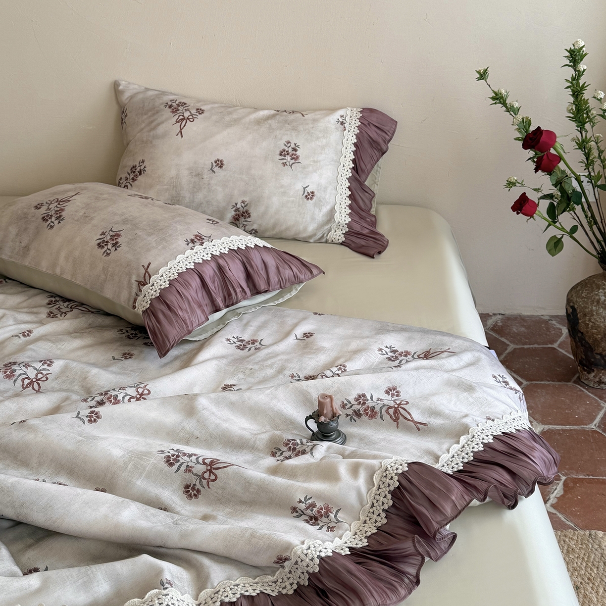 91家纺网 家纺一手货源 找家纺 佳汐蓝家纺 2026新款60支兰精天丝夏被四件套 奶霜可可