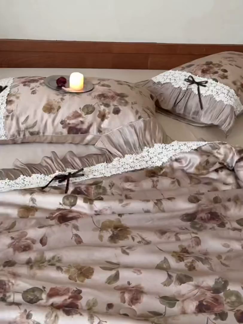 91家纺网 家纺一手货源 找家纺 佳汐蓝家纺 2026新款60支兰精天丝夏被四件套 鸢尾