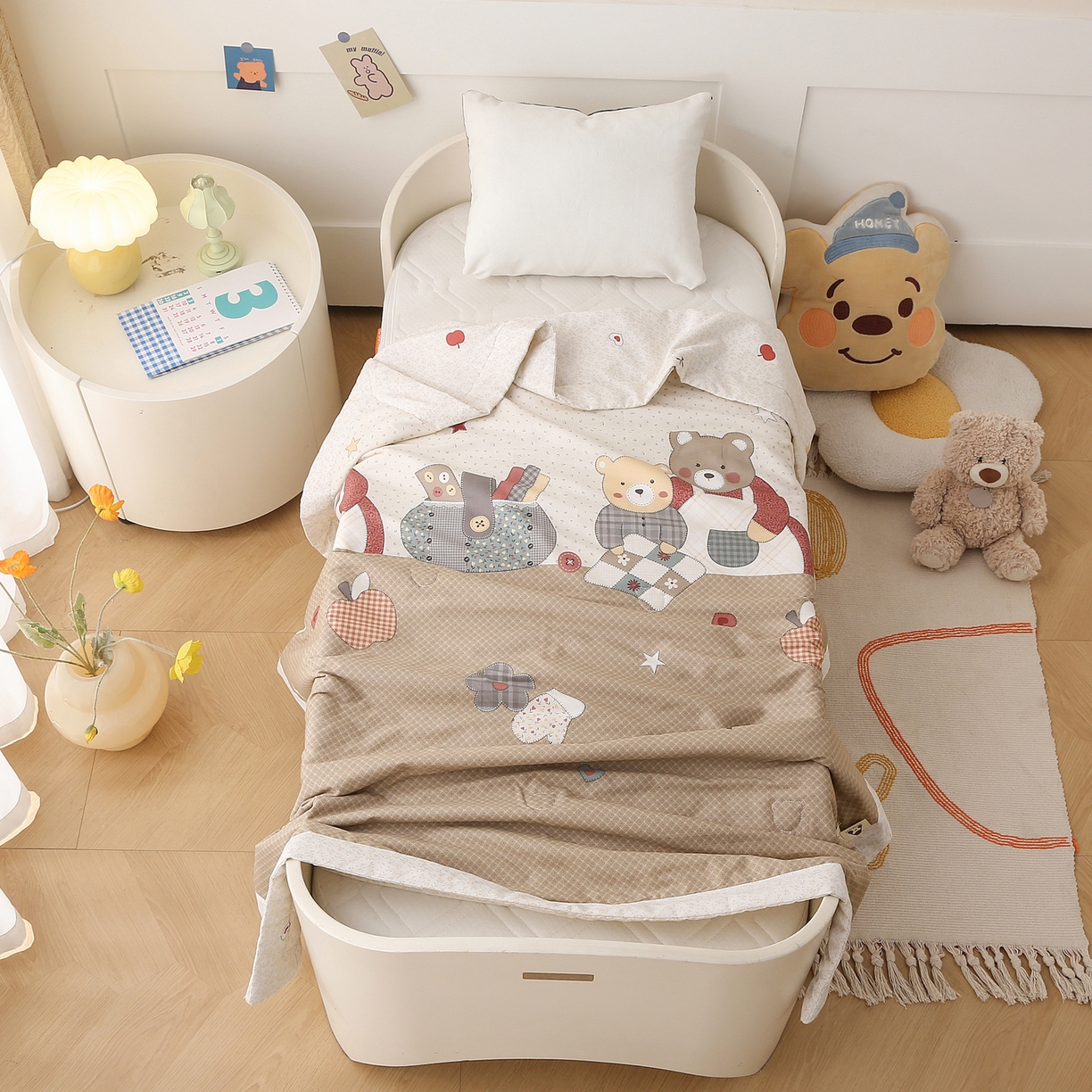 91家纺网 家纺一手货源 找家纺 薇玛仕 2026新款大版花亲子款全棉新疆棉花夏被印花卡通幼儿园儿童空调被 熊宝宝