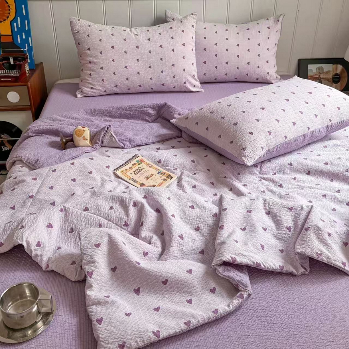 91家纺网 家纺一手货源 找家纺  梵希雅  2026新款泡芙纱夏被四件套简单款 紫爱心