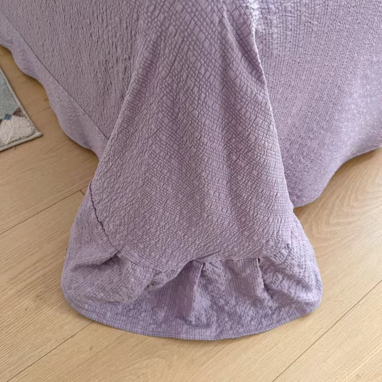 91家纺网 家纺一手货源 找家纺  梵希雅  2026新款泡芙纱夏被四件套简单款 紫爱心