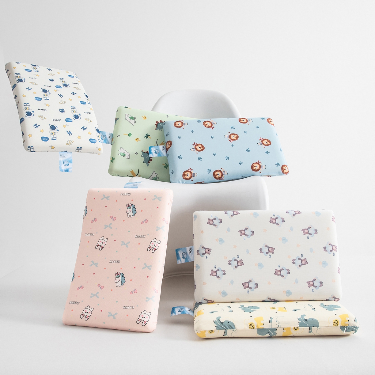 91家纺网 家纺一手货源 找家纺 （总）麦肯锡 2026新款童趣记忆面包儿童枕 枕头枕芯,组合图仅供展示不可下单,恐龙家,暖糯熊,软萌兔,狮软软,太空人,小奶龙