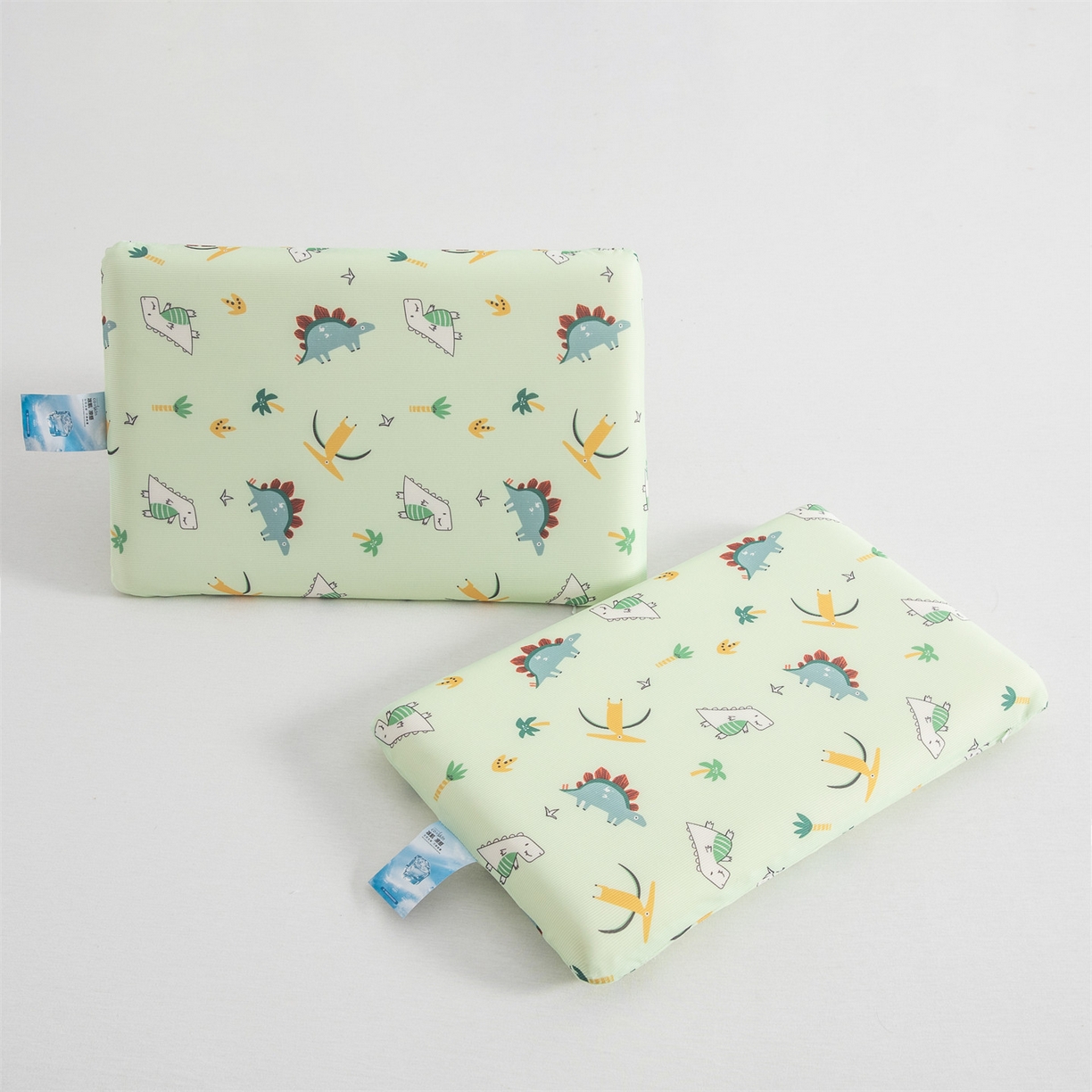 91家纺网 家纺一手货源 找家纺 麦肯锡 2026新款童趣记忆面包儿童枕 枕头枕芯 恐龙家