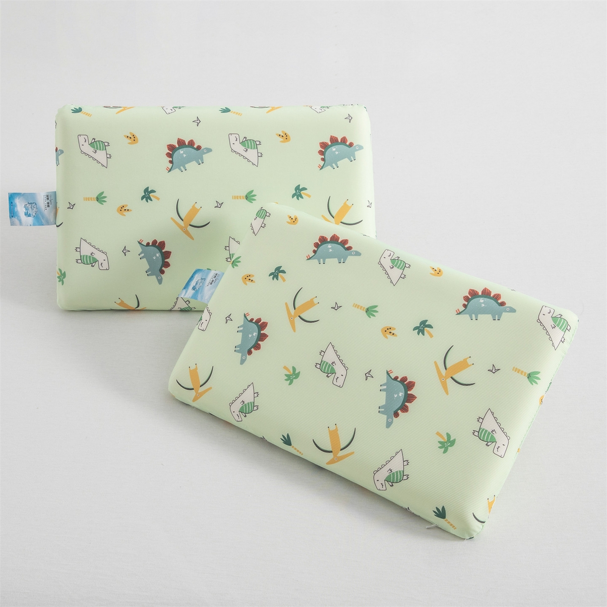 91家纺网 家纺一手货源 找家纺 麦肯锡 2026新款童趣记忆面包儿童枕 枕头枕芯 恐龙家