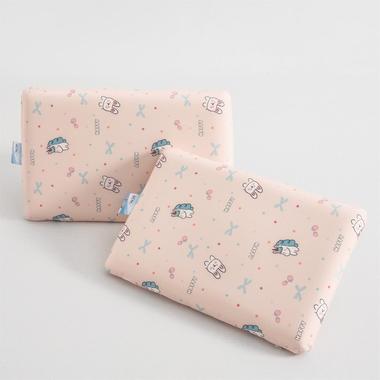 91家纺网 家纺一手货源 找家纺 麦肯锡 2026新款童趣记忆面包儿童枕 枕头枕芯 软萌兔