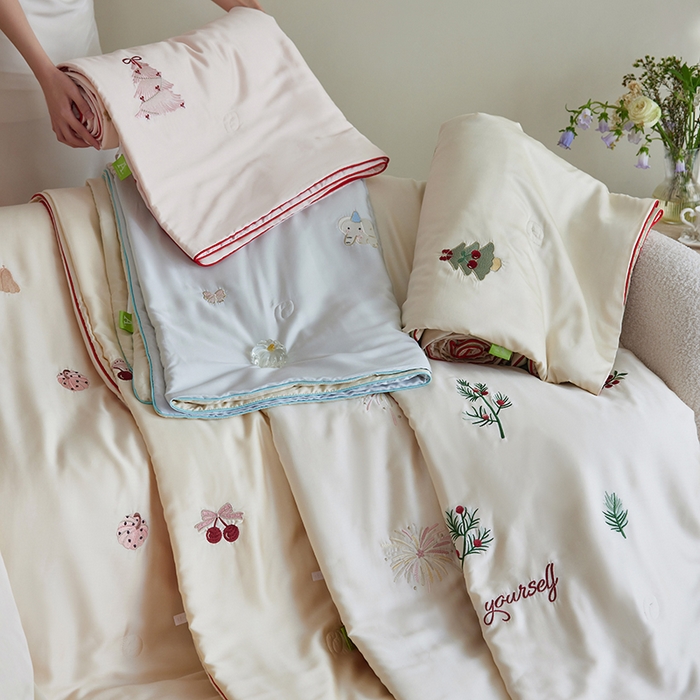 91家纺网 家纺一手货源 找家纺 安莱生活 2026新款50莱赛尔天丝夏被夏凉被空调被四件套嵌绳款 组合图仅供参考不可下单