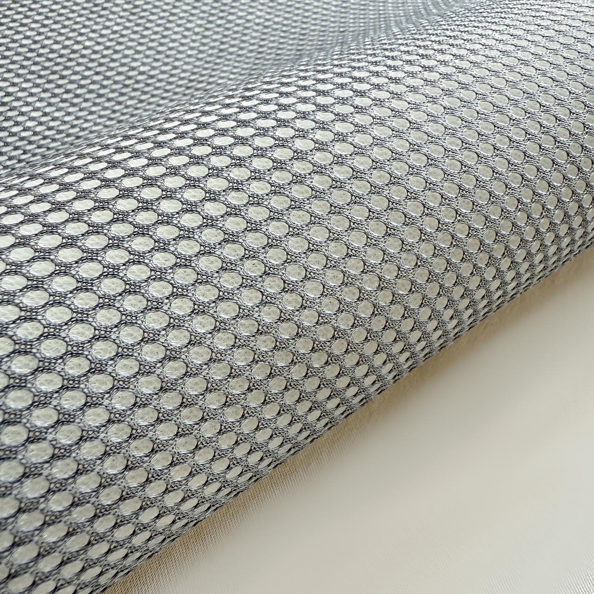 91家纺网 家纺一手货源 找家纺 帅露家纺 2026新款A类PE中分子绣花软凉席席子-慢摇时光 平铺款-慢摇时光绿