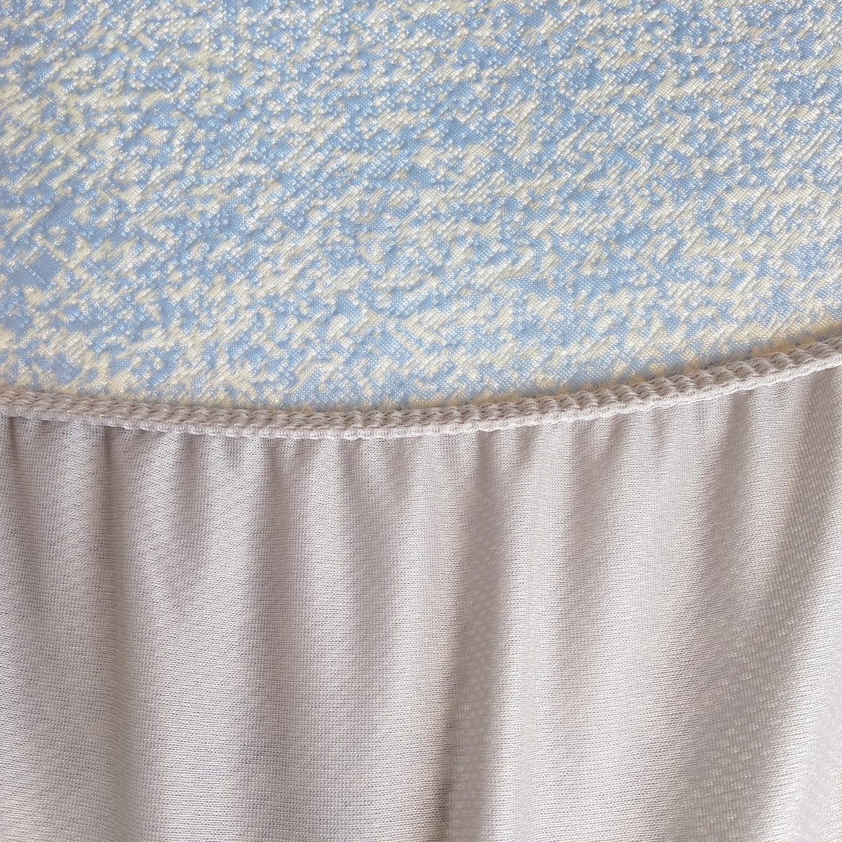 91家纺网 家纺一手货源 找家纺 帅露家纺 2026新款A类PE中分子绣花软凉席席子-慢摇时光 床笠款-慢摇时光蓝