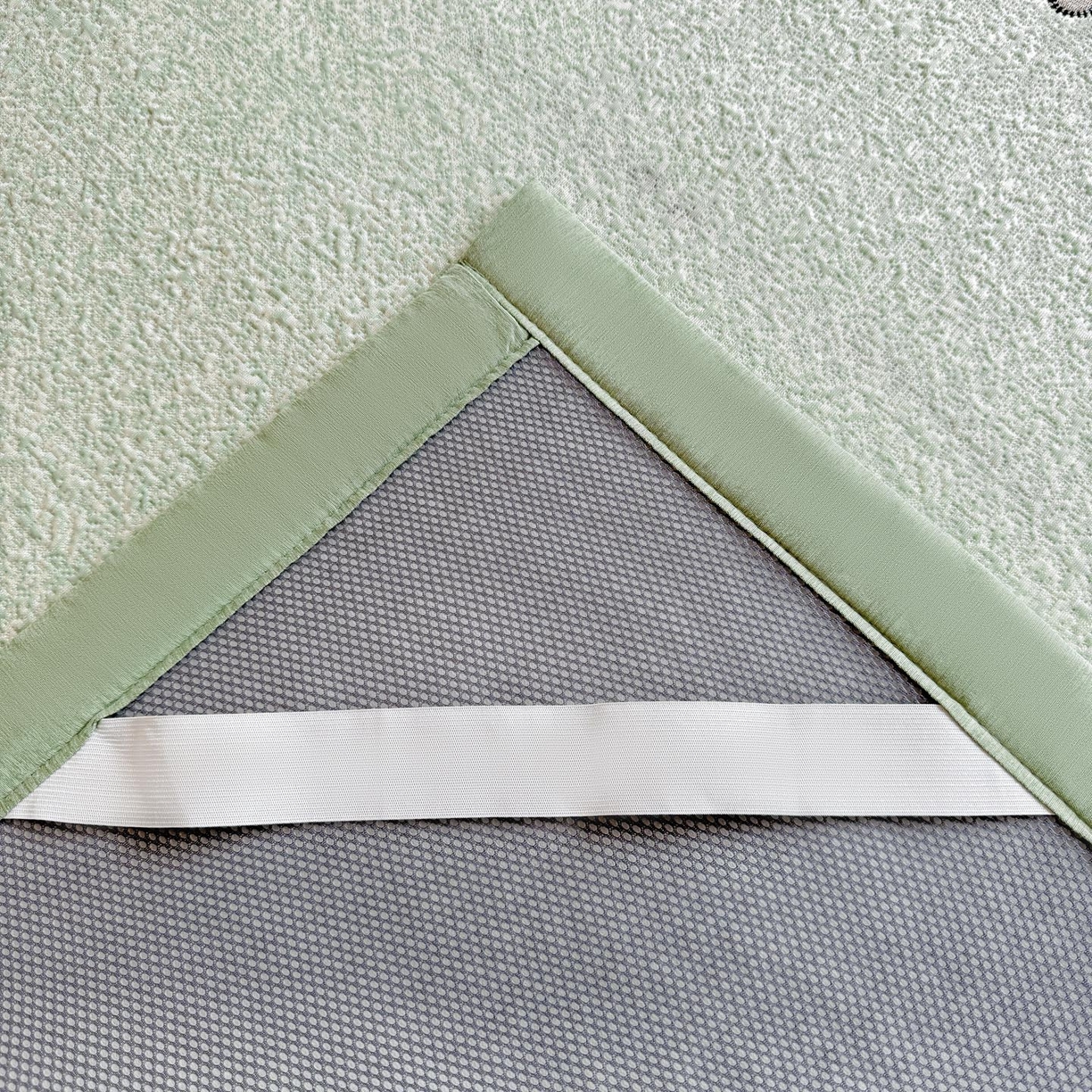 91家纺网 家纺一手货源 找家纺 帅露家纺 2026新款A类PE中分子绣花软凉席席子-慢摇时光 平铺款-慢摇时光绿