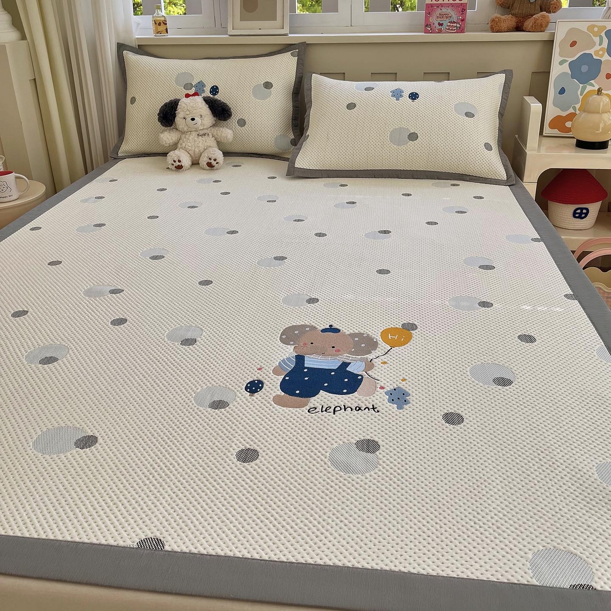 91家纺网 家纺一手货源 找家纺 （总）帅露家纺 2026新款A类PE中分子卡通大版绣花软凉席席子