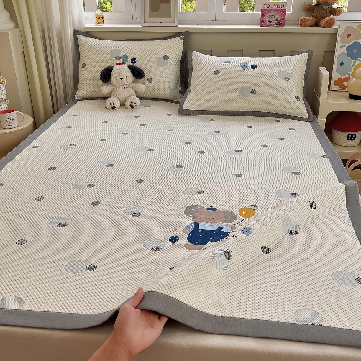 91家纺网 家纺一手货源 找家纺 （总）帅露家纺 2026新款A类PE中分子卡通大版绣花软凉席席子