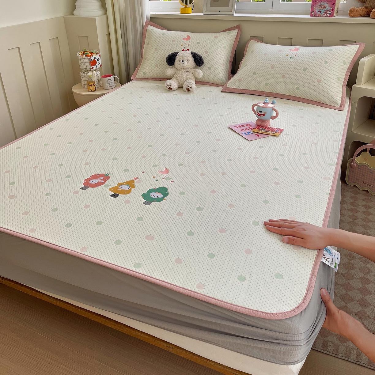 91家纺网 家纺一手货源 找家纺 （总）帅露家纺 2026新款A类PE中分子卡通大版绣花软凉席席子