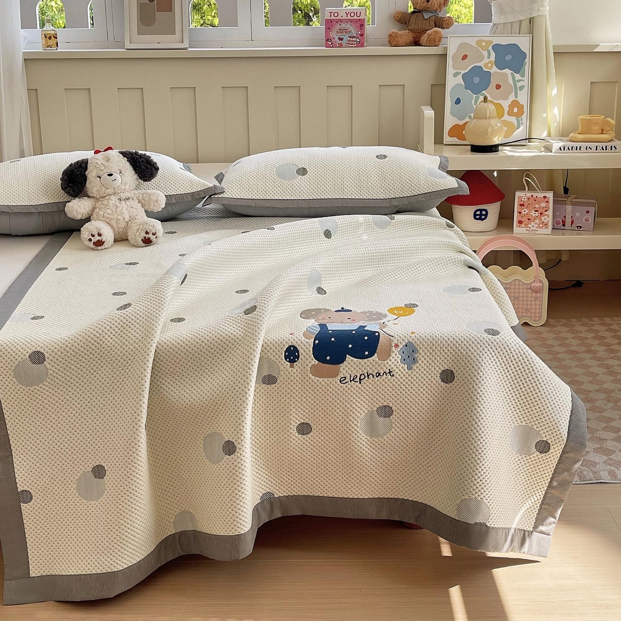 91家纺网 家纺一手货源 找家纺 帅露家纺 2026新款A类PE中分子卡通大版绣花软凉席席子 平铺款-波点日记