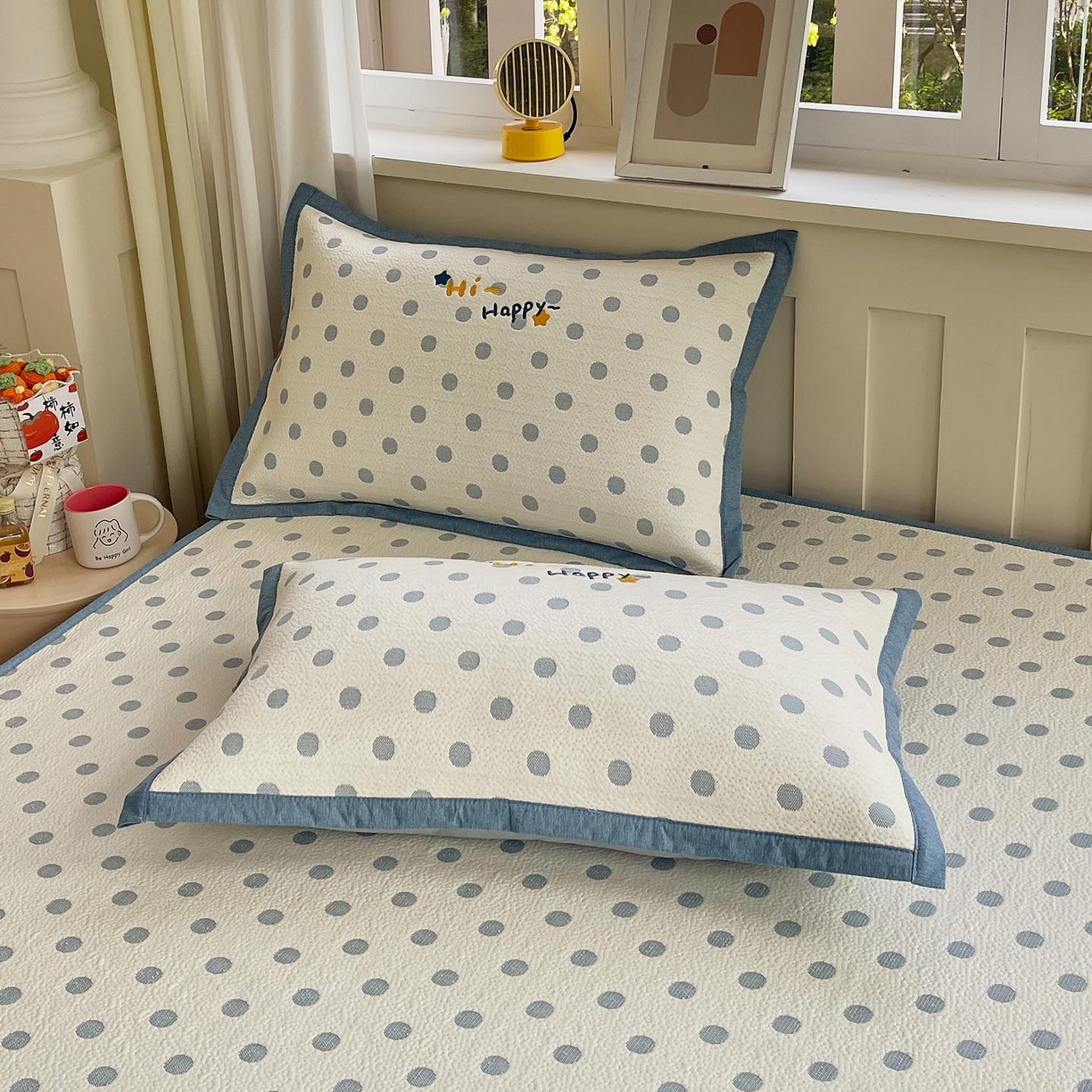 91家纺网 家纺一手货源 找家纺 帅露家纺 2026新款A类PE中分子卡通大版绣花软凉席席子 床笠款-蓝调企鹅