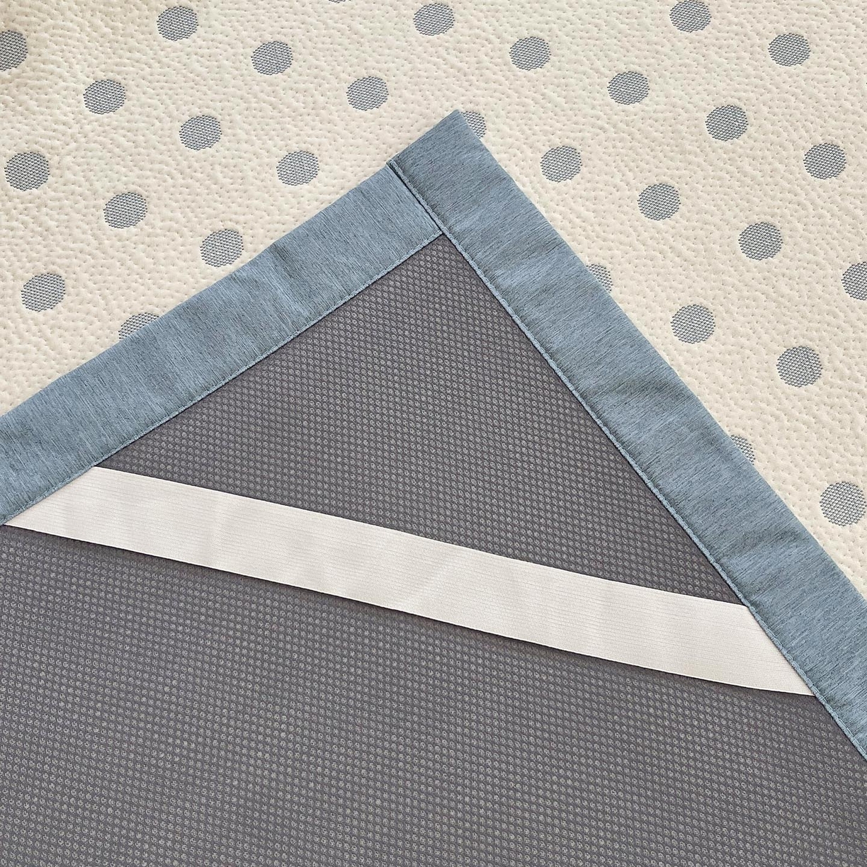 91家纺网 家纺一手货源 找家纺 帅露家纺 2026新款A类PE中分子卡通大版绣花软凉席席子 平铺款-蓝调企鹅