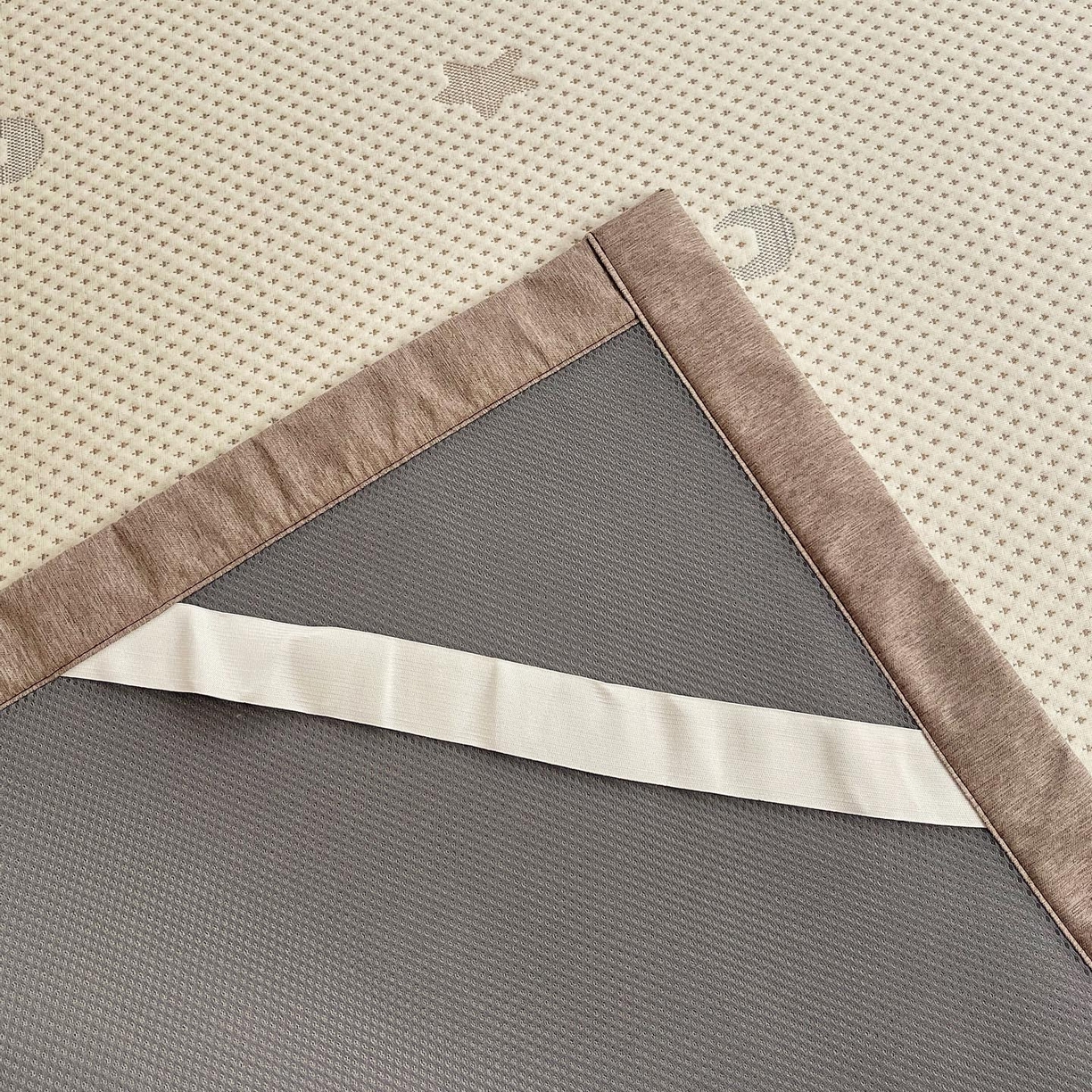 91家纺网 家纺一手货源 找家纺 帅露家纺 2026新款A类PE中分子卡通大版绣花软凉席席子 平铺款-星月织梦