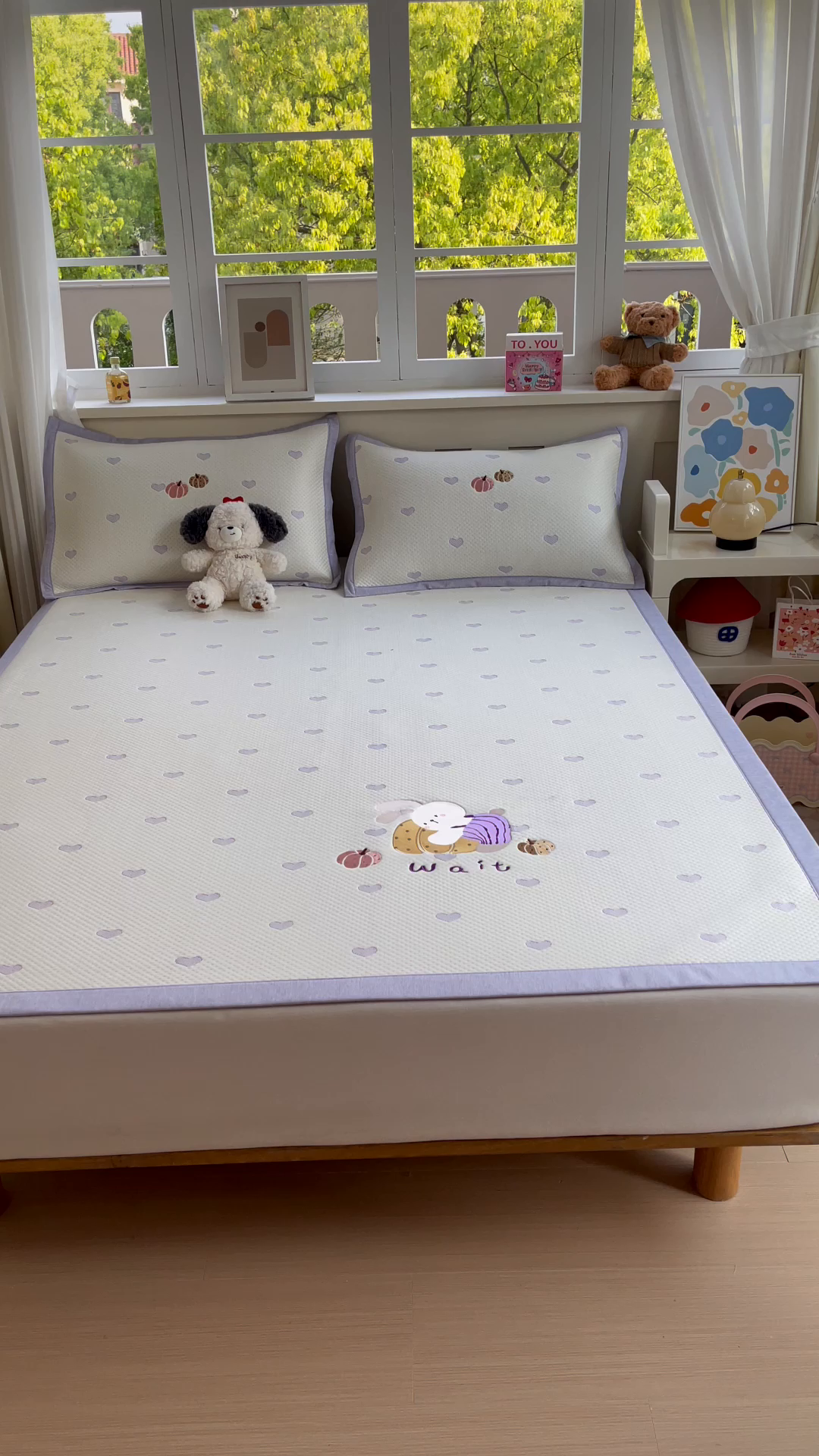 91家纺网 家纺一手货源 找家纺 帅露家纺 2026新款A类PE中分子卡通大版绣花软凉席席子 平铺款-懒懒兔