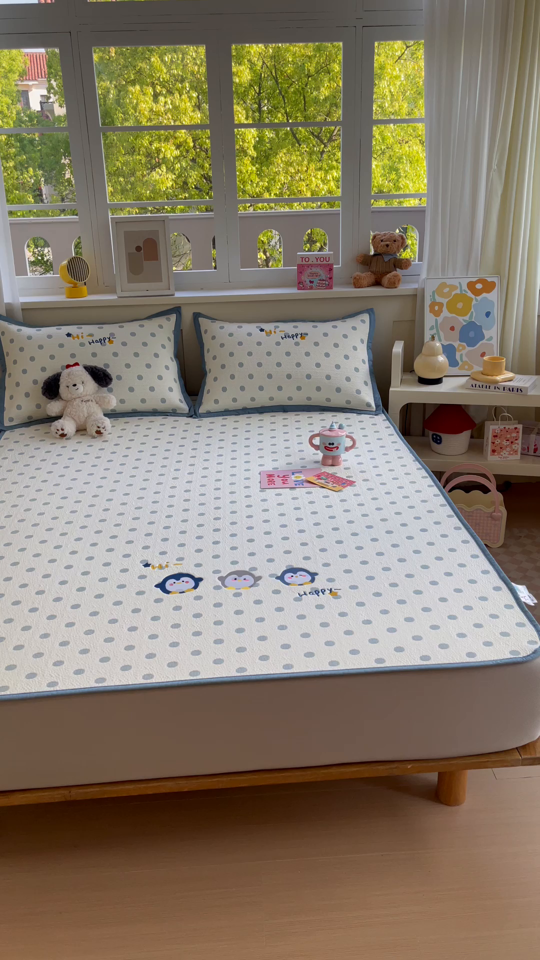 91家纺网 家纺一手货源 找家纺 帅露家纺 2026新款A类PE中分子卡通大版绣花软凉席席子 床笠款-蓝调企鹅