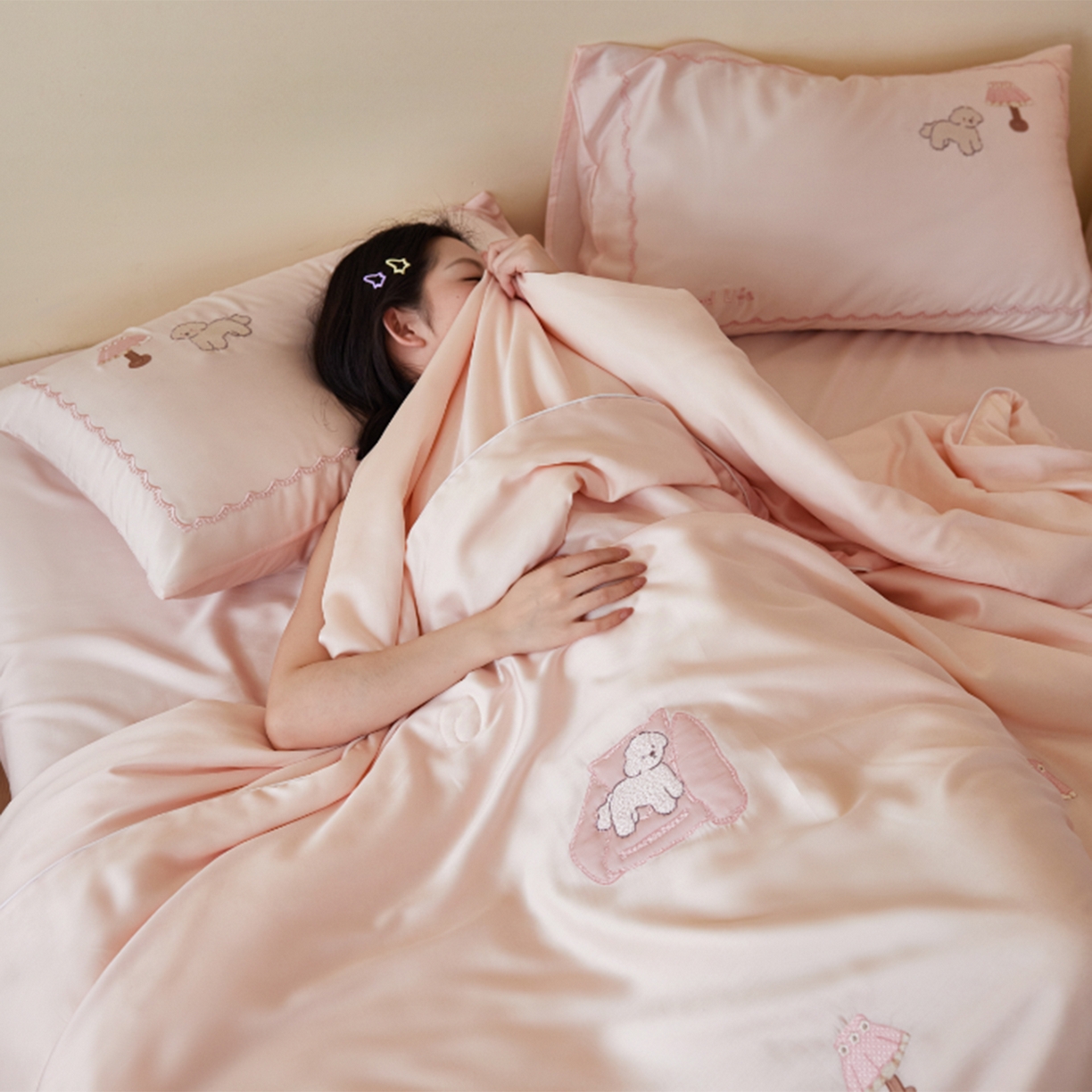 91家纺网 家纺一手货源 找家纺 安莱生活 2026新款50天丝大豆棉夏被空调被夏凉被萌宠甜夏系列 甜粉小卧