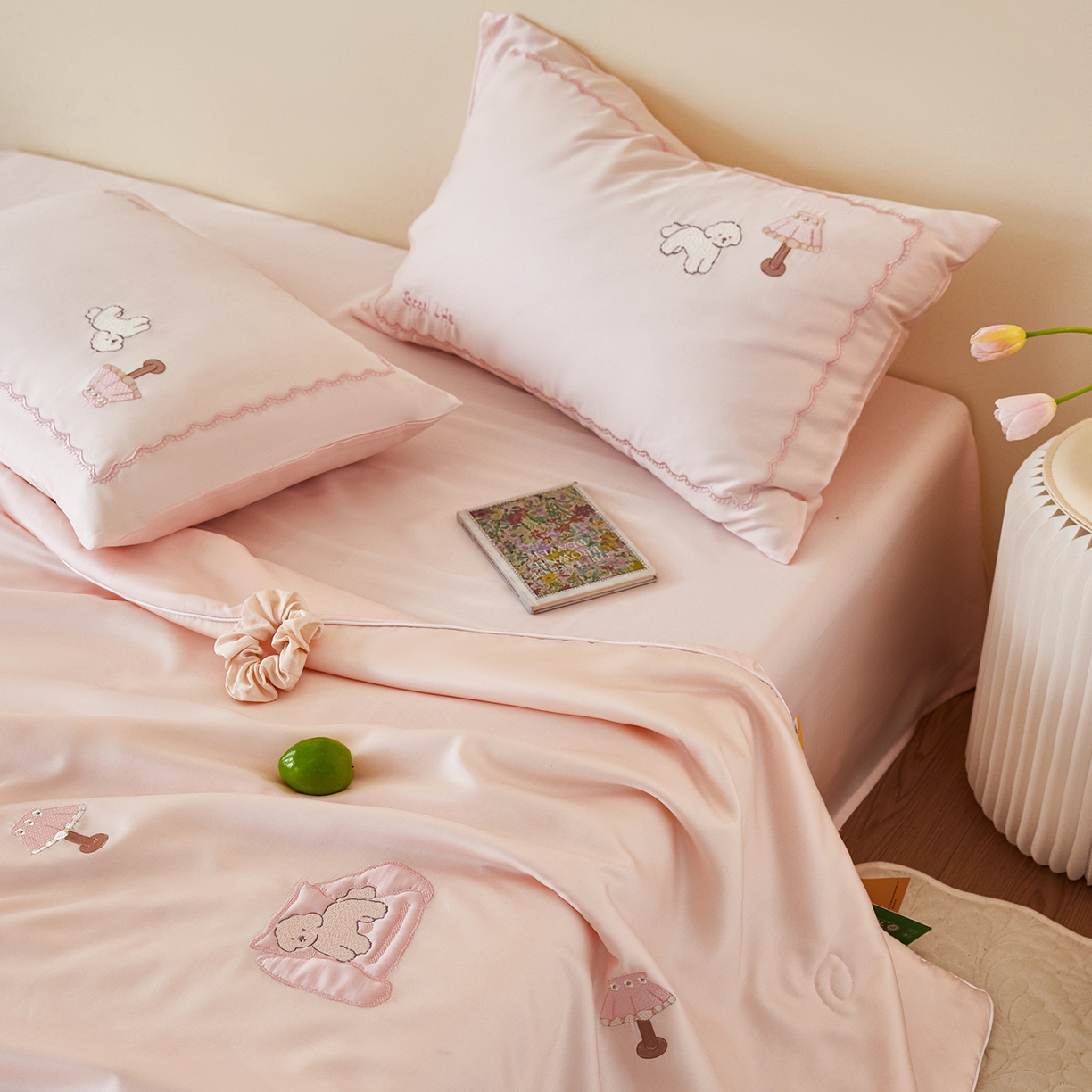 91家纺网 家纺一手货源 找家纺 安莱生活 2026新款50天丝大豆棉夏被空调被夏凉被萌宠甜夏系列 甜粉小卧